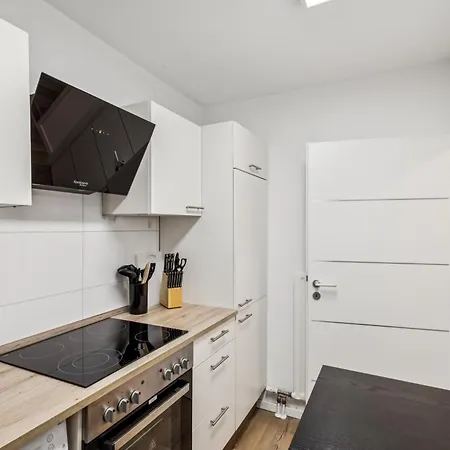 Lejlighed Skyview Mit Balkon & Parkplatz *