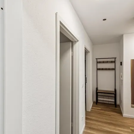 Skyview Mit Balkon & Parkplatz Apartamento Ditzingen