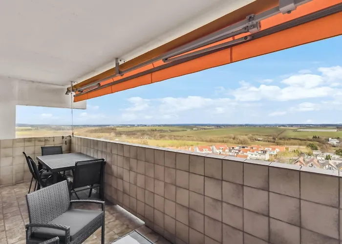 Appartement Skyview Mit Balkon & Parkplatz