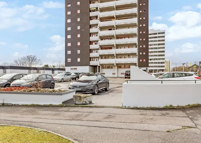 Appartement Skyview Mit Balkon & Parkplatz Ditzingen